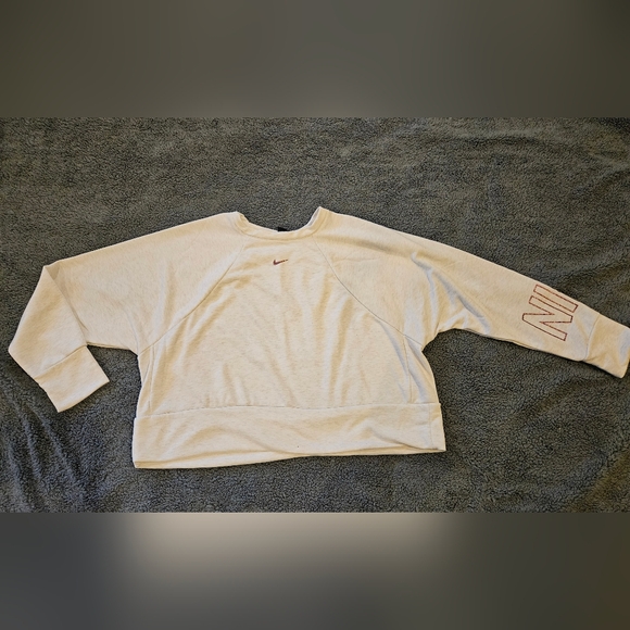 Nike Cream Sweatshirt with Nike Lettering on the Sleeve - Picture 2 of 5